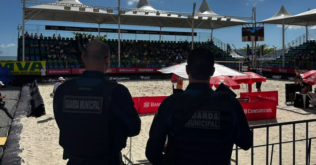 Homem é detido após ameaçar prefeito e secretário durante evento em SC