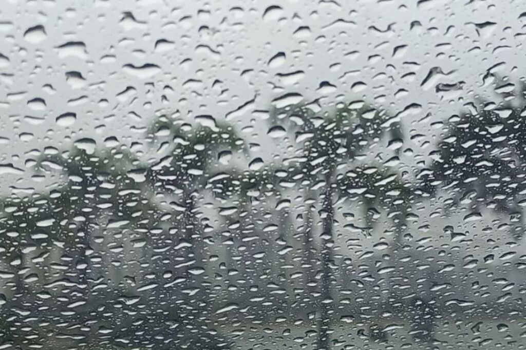 Ciclone extratropical deve trazer chuva intensa e ventos fortes a Santa Catarina