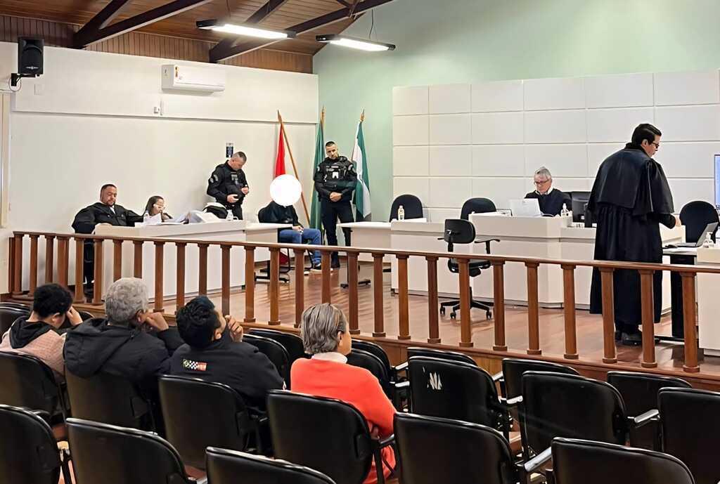 Homem que matou duas mulheres é condenado