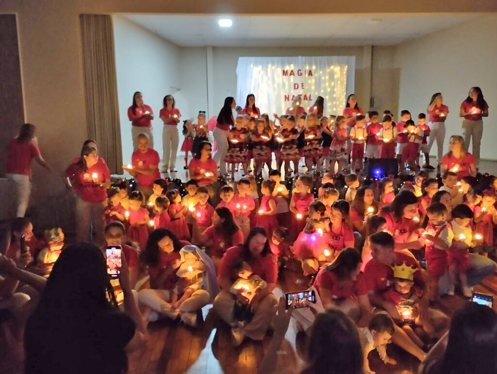 C.E.I. ANJO AZUL REALIZA “NOITE CULTURAL” EM LACERDÓPOLIS