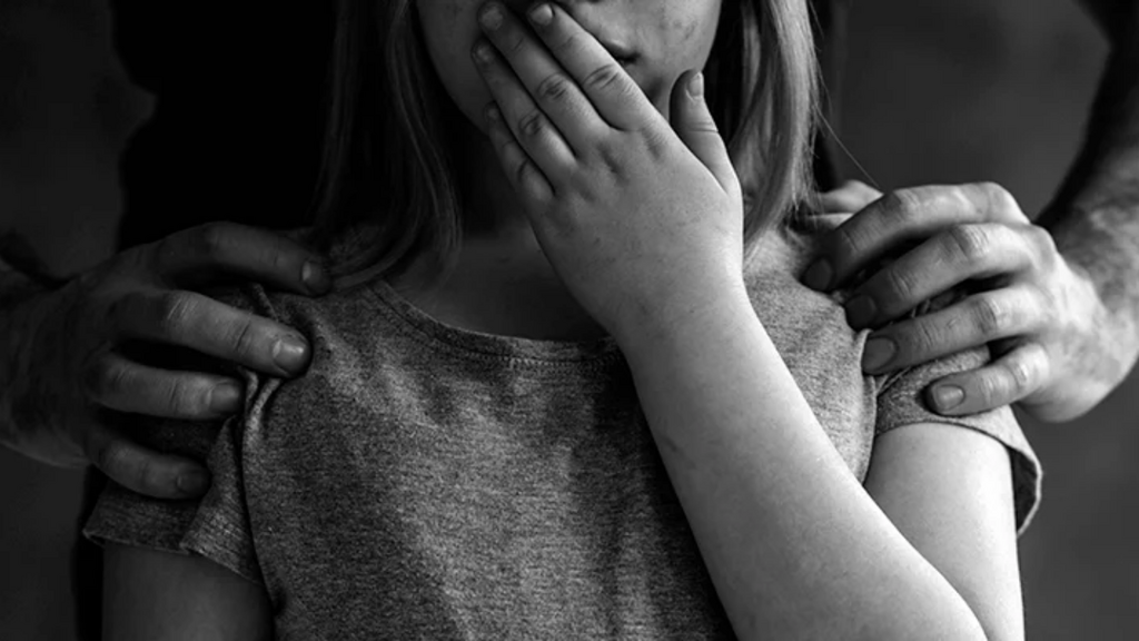 Imagem Reprodução Internet - Homem é preso após importunação sexual contra jovem no Centro de Imbituba