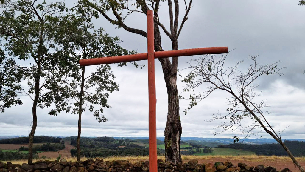 PESQUISA REVELA A VERDADEIRA HISTÓRIA DO CEMITÉRIO REDONDO, SÍMBOLO DA COLONIZAÇÃO CABOCLA EM PIRATUBA