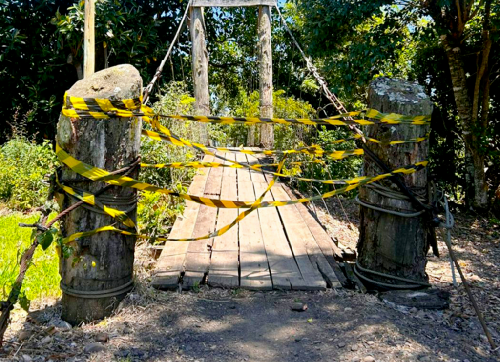 PONTE DA GLORINHA É INTERDITADA PARA RECONSTRUÇÃO