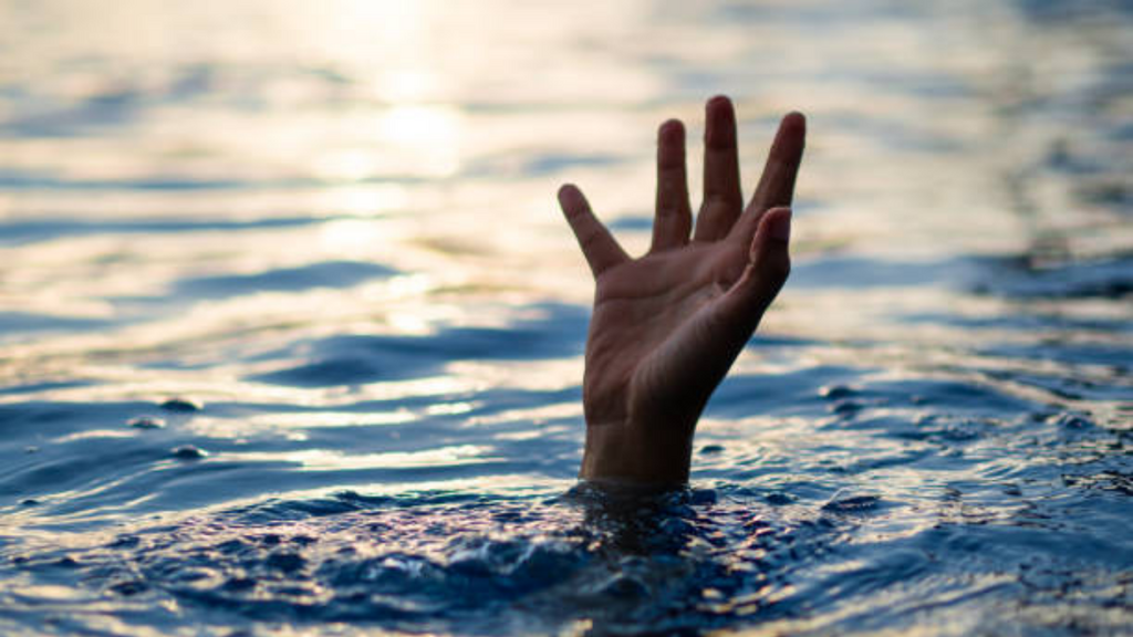 Imagem iStock - Imbituba: criança de 6 anos sobrevive a afogamento em piscina residencial