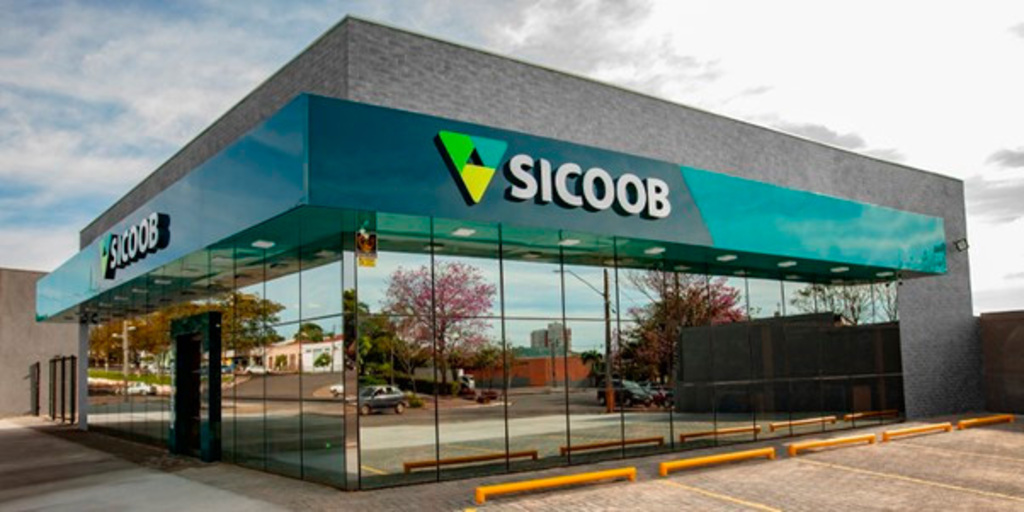 SICOOB FORTALECE LINHA DE CARTÕES INTERNACIONAIS COM BENEFÍCIOS E UM DOS PROGRAMAS DE PONTOS MAIS COMPETITIVOS DO MERCADO