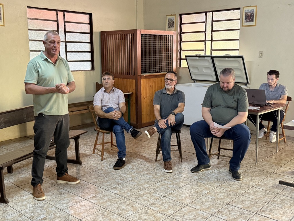 Município de Itapiranga apresenta projeto de pavimentação e contribuição de melhoria no Santa Tereza Baixo