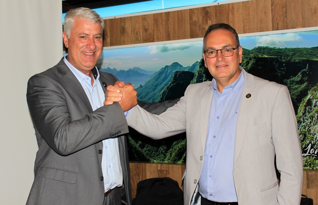 Fabiano Baldessar é conduzido à presidência da Amures