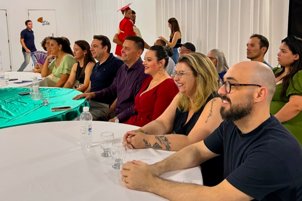 SECRETARIA DE EDUCAÇÃO DE SÃO JOÃO DO SUL REALIZA FORMATURA DOS ALUNOS DO ENSINO FUNDAMENTAL, INFANTIL E EJA