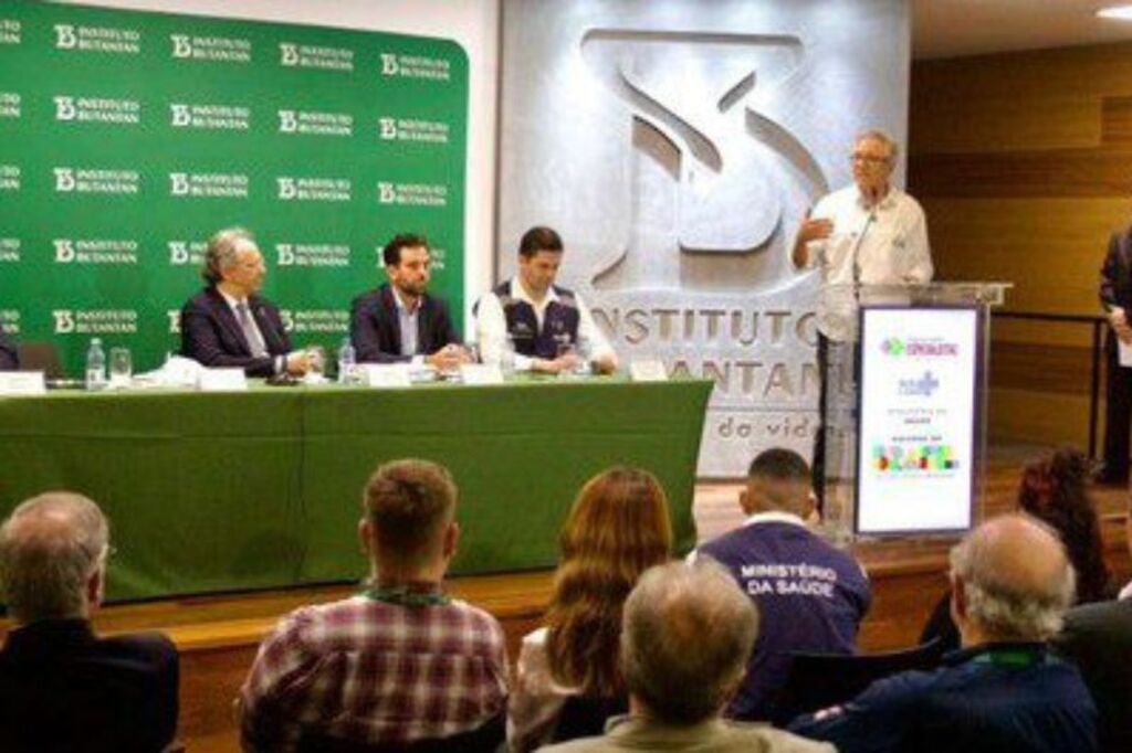 SUS adquire 3,9 milhões de doses da vacina 100% nacional contra dengue