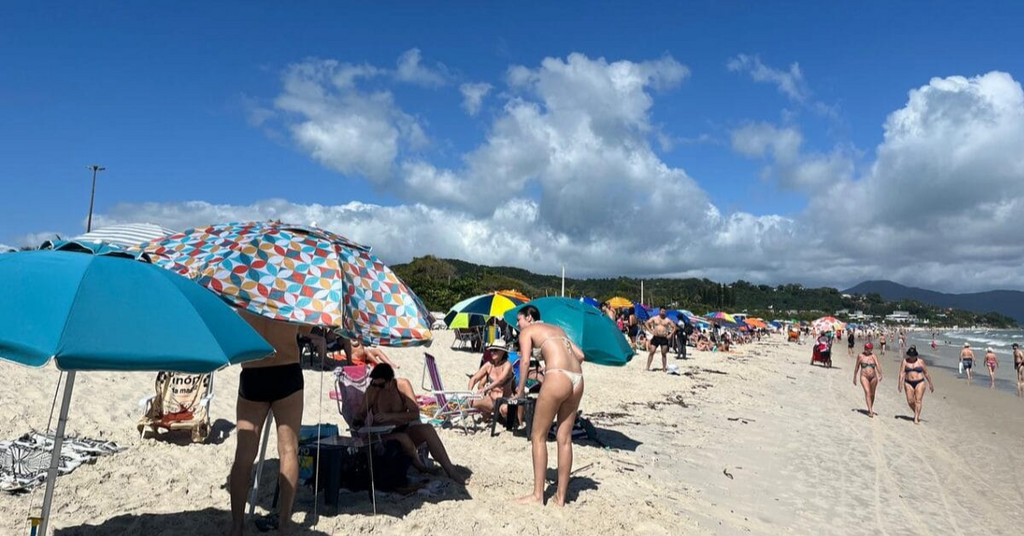 Verão começa com calor intenso em Santa Catarina e termômetros podem chegar a 35°C