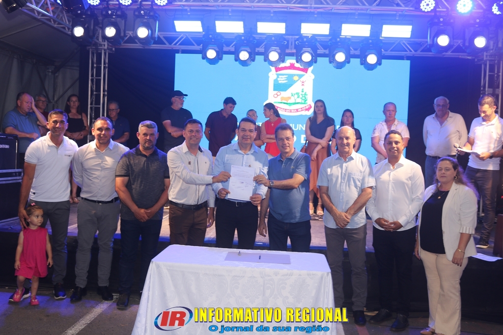 PREFEITO ALEX BIANCHIN ANUNCIA QUASE 14 MILHÕES EM INVESTIMENTOS NO ANIVERSÁRIO DE 64 ANOS DE SÃO JOÃO DO SUL