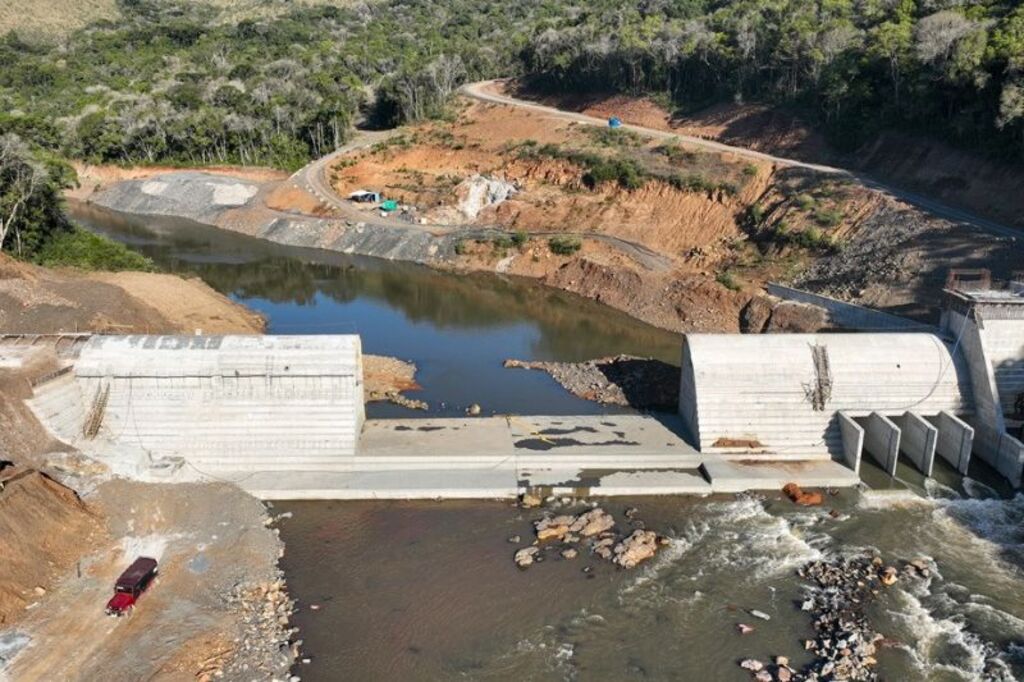 Governo de Santa Catarina destrava investimentos históricos no setor de energia