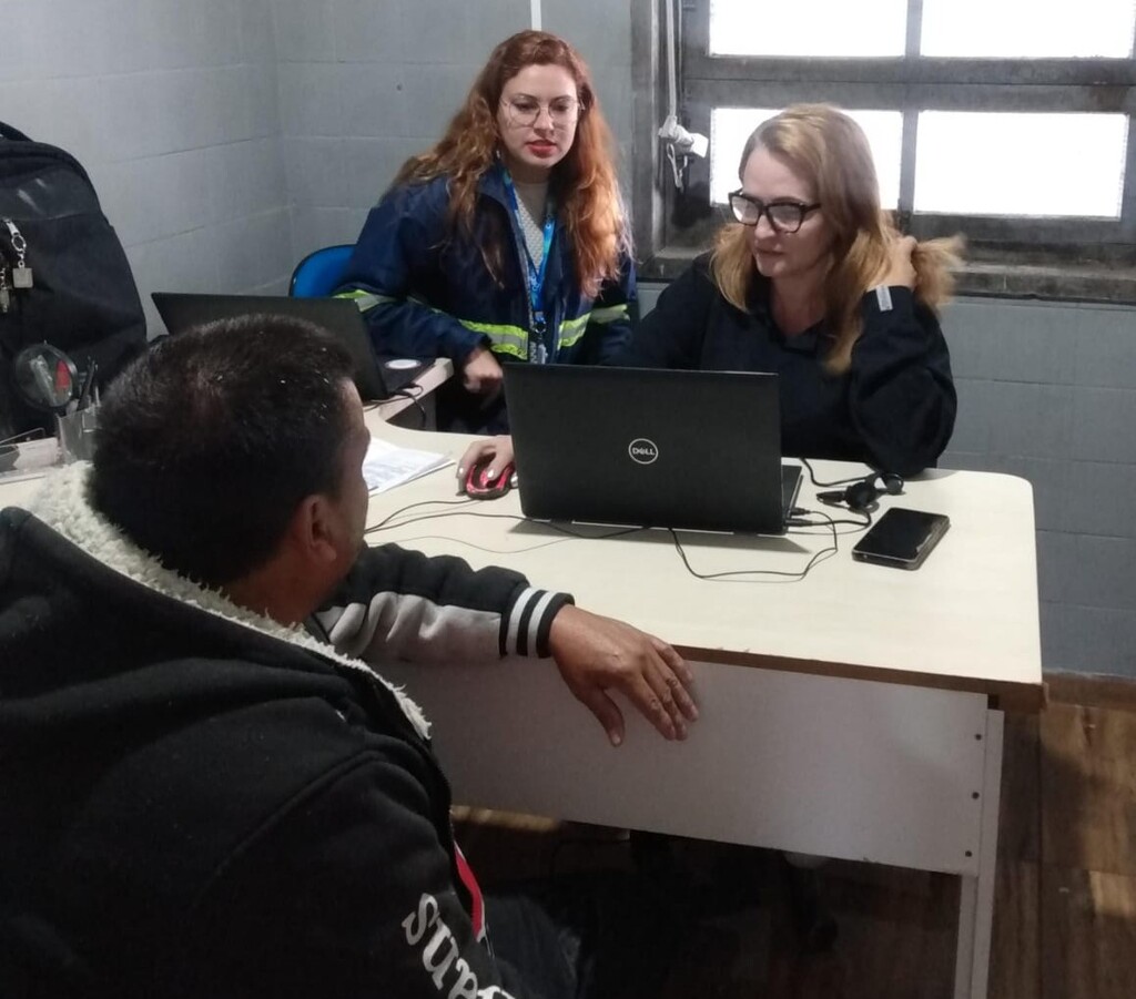 Águas de São Francisco do Sul realiza 130 atendimentos itinerantes na Vila da Glória em 2025