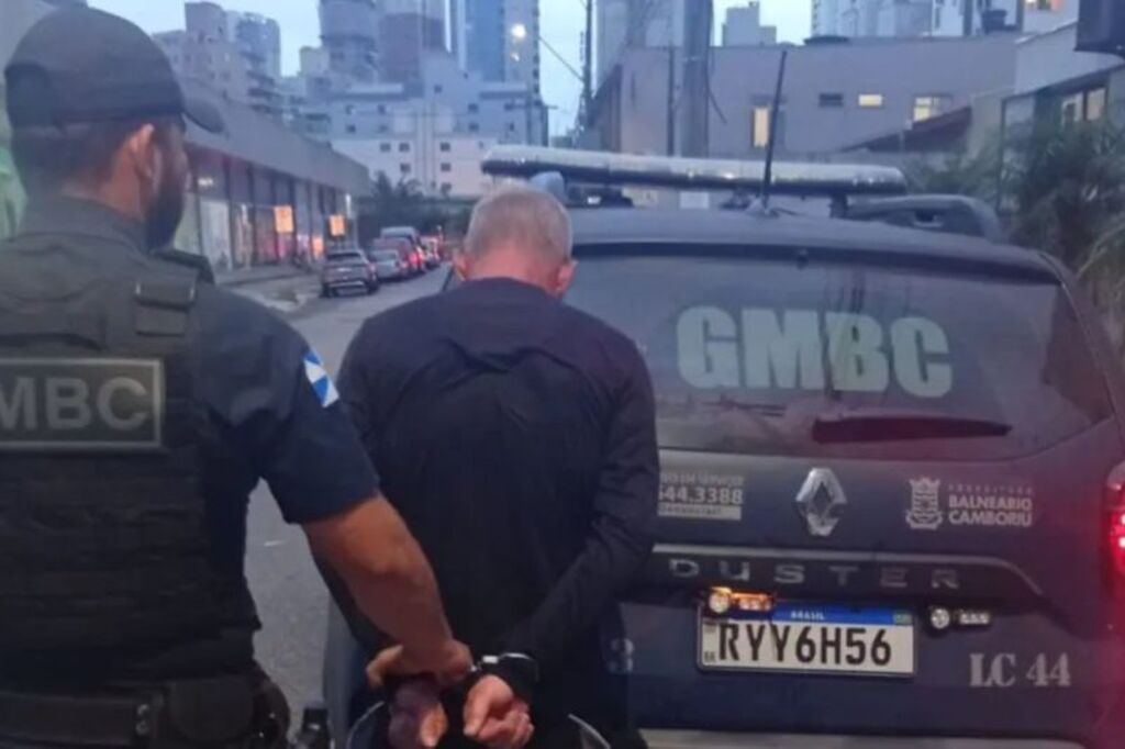 Abusador ataca jovem em Balneário Camboriú e acaba preso após reação de pedestres