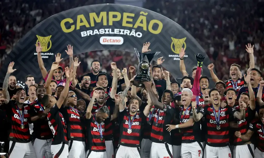 Ranking da CBF: Flamengo segue líder e Corinthians sobe para segundo