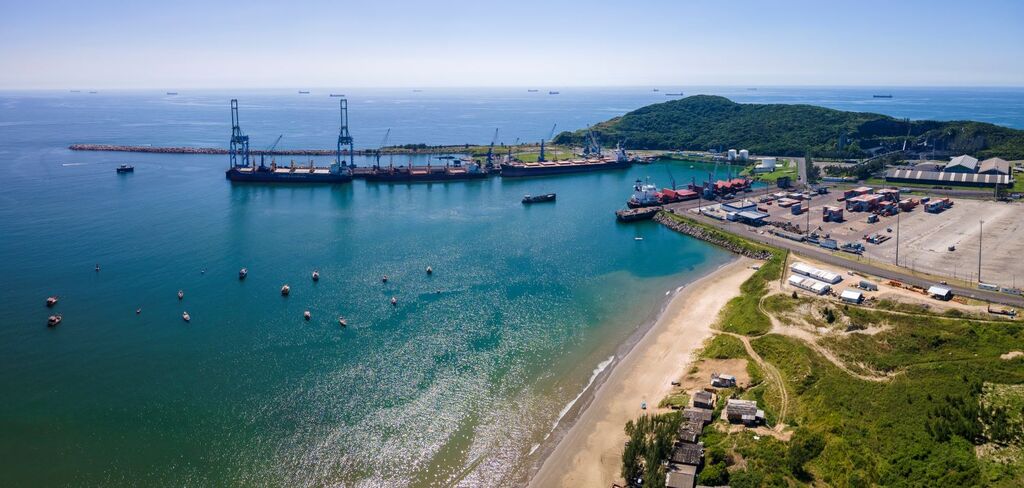 Porto de Imbituba encerra 2025 em novo patamar de competitividade e consolida papel estratégico em Santa Catarina