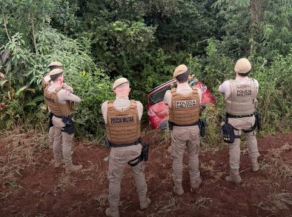 Polícia Militar recupera veículo furtado após perseguição em Campos Novos