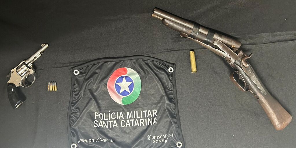 Homem é preso com armas de fogo em bar de Cunha Porã
