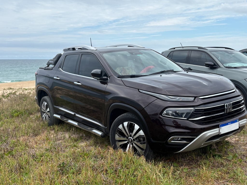 Fiscalização ambiental de São Francisco do Sul flagra veículos estacionados irregularmente em praias e áreas de restinga