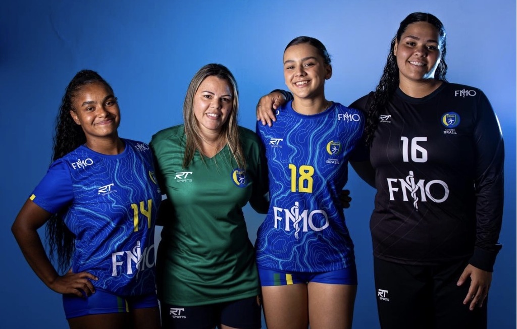 Atletas e auxiliar técnica de Criciúma vão disputar o Sul-Centro Americano de Handebol Feminino Sub-20 no Paraguai