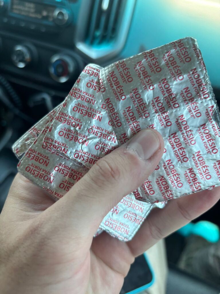 PRF flagra caminhoneiro com comprimidos de rebite na BR-470