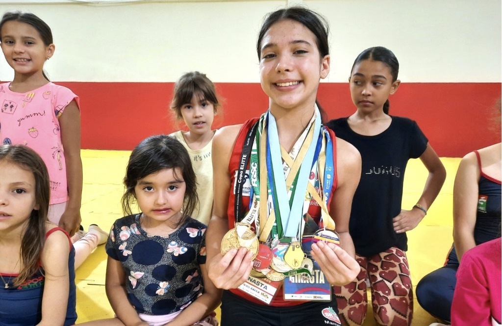 Ginasta revelada pelo programa Iniciação Esportiva reforça a importância das escolinhas da FME Criciúma