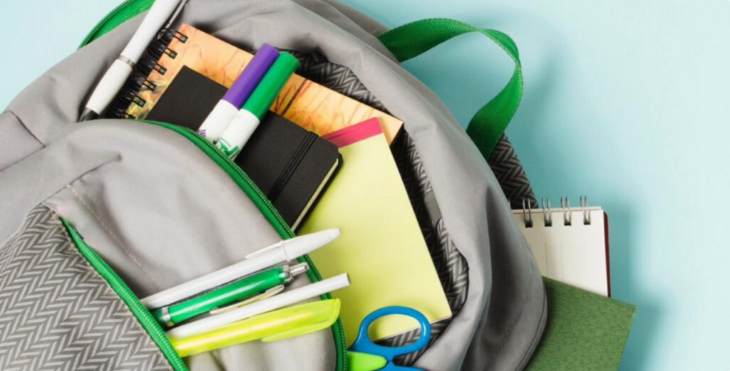 Pesquisa do Procon aponta variação de até R$ 12 em preços de material escolar em Joinville