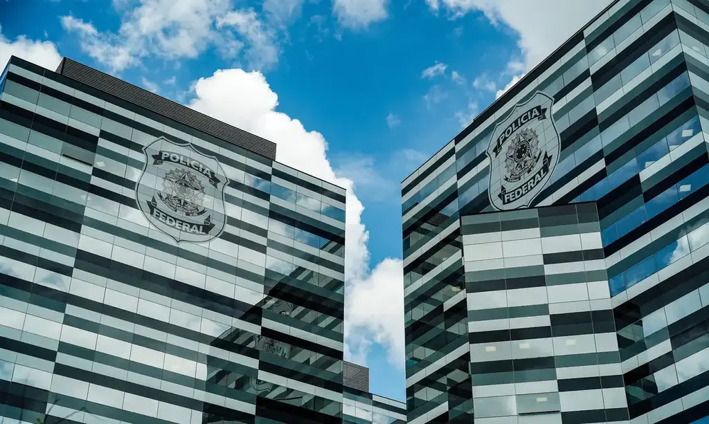 POLÍCIA FEDERAL DEFLAGRA NOVA FASE DA OPERAÇÃO OVERCLEAN