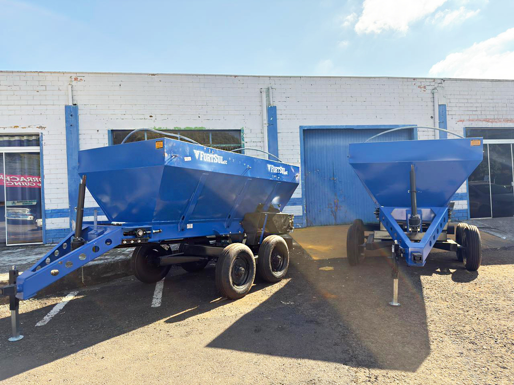 Capinzal renova frota e amplia atendimento ao produtor com dois novos distribuidores de adubo e calcário