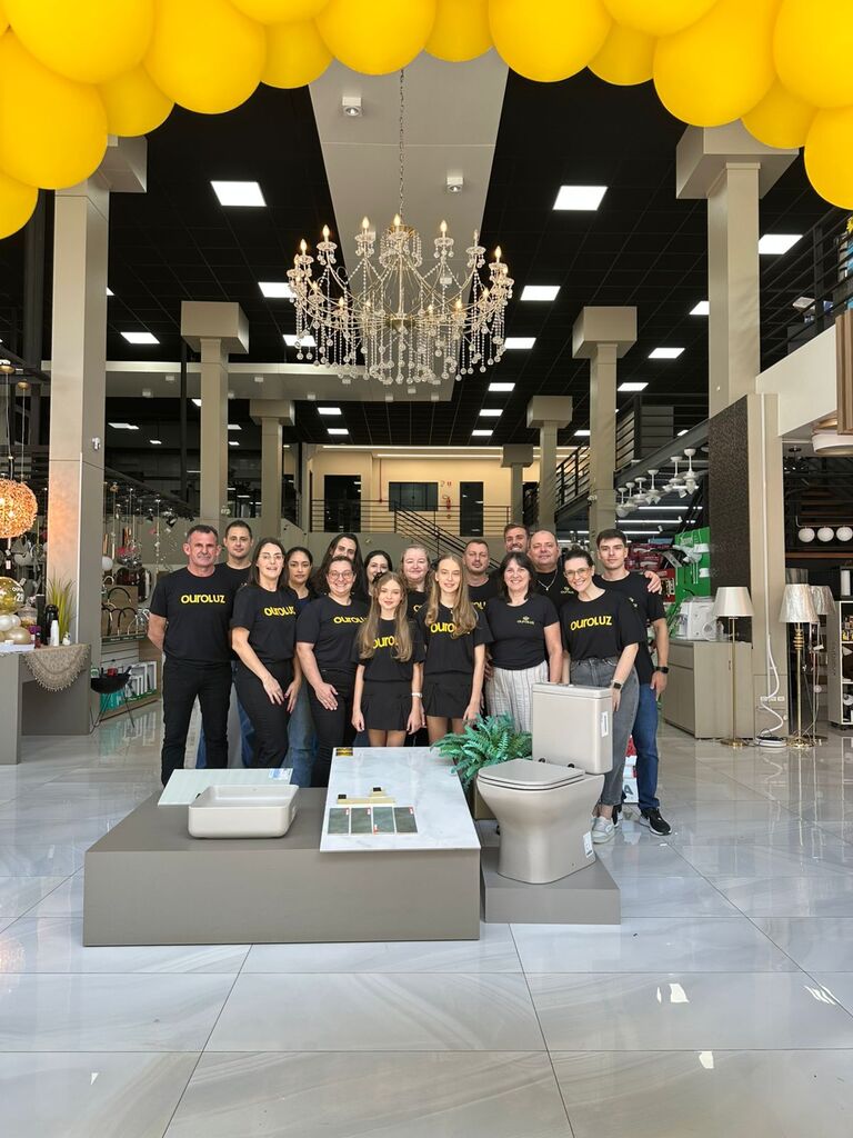OUROLUZ CELEBRA 29 ANOS SOB A LIDERANÇA DO EMPRESÁRIO EDICARLOS POGGERE