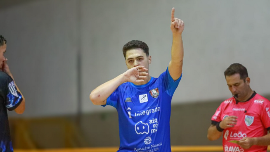 Foto: Redes Sociais - Talento de Imbituba brilha no Paraná e vira destaque do Sub-20