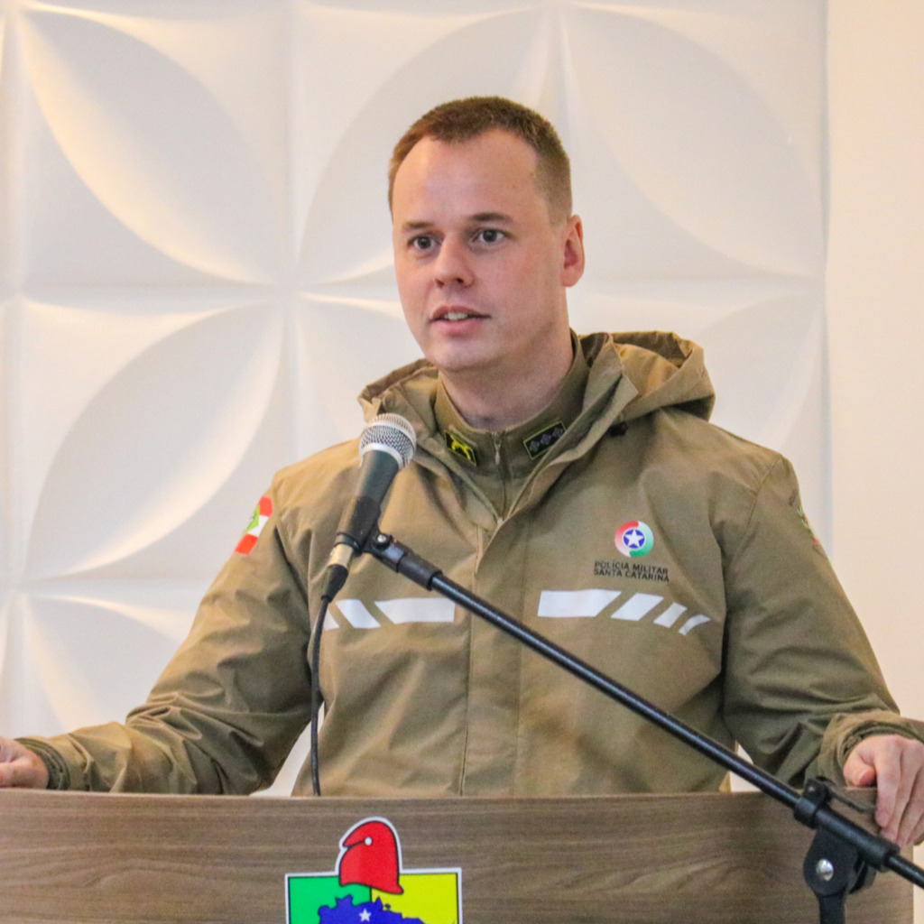 SEGURANÇA EM FOCO POR:MAJOR MARCELO FABER POLICIAL MILITAR  DE SANTA CATARINA