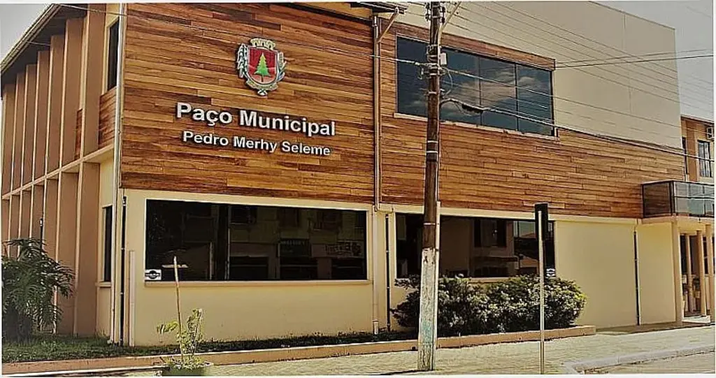 Prefeitura de Três Barras publica comunicado sobre empresa terceirizada JFSC envolvida em processos trabalhistas