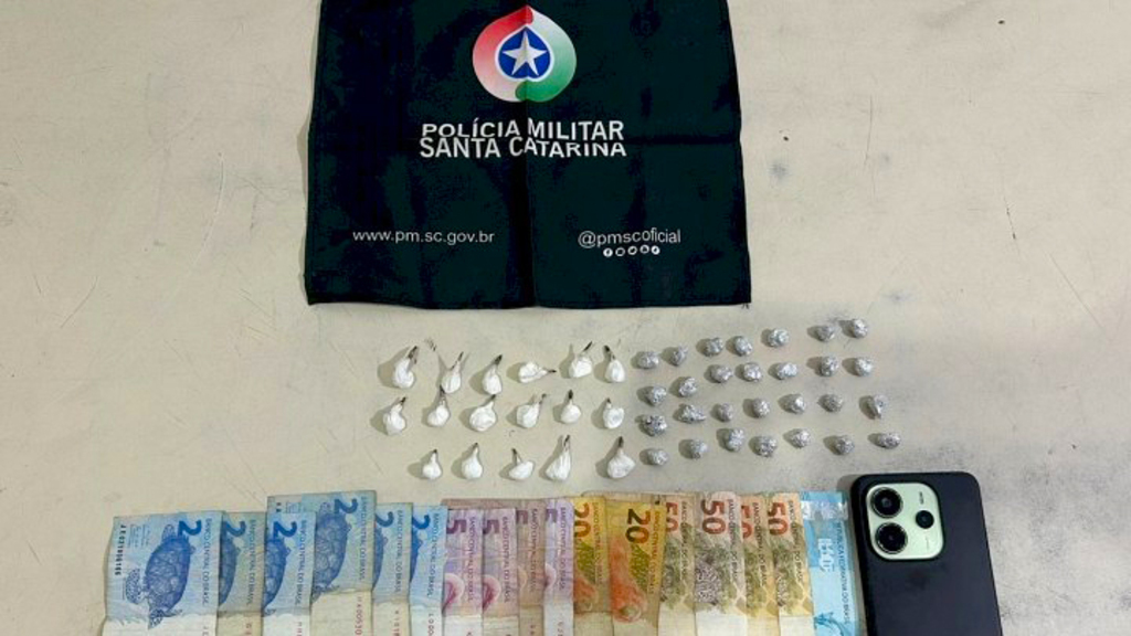 DROGAS E MUNIÇÕES SÃO ENCONTRADAS ENTERRADAS ÀS MARGENS DO RIO MAMPITUBA