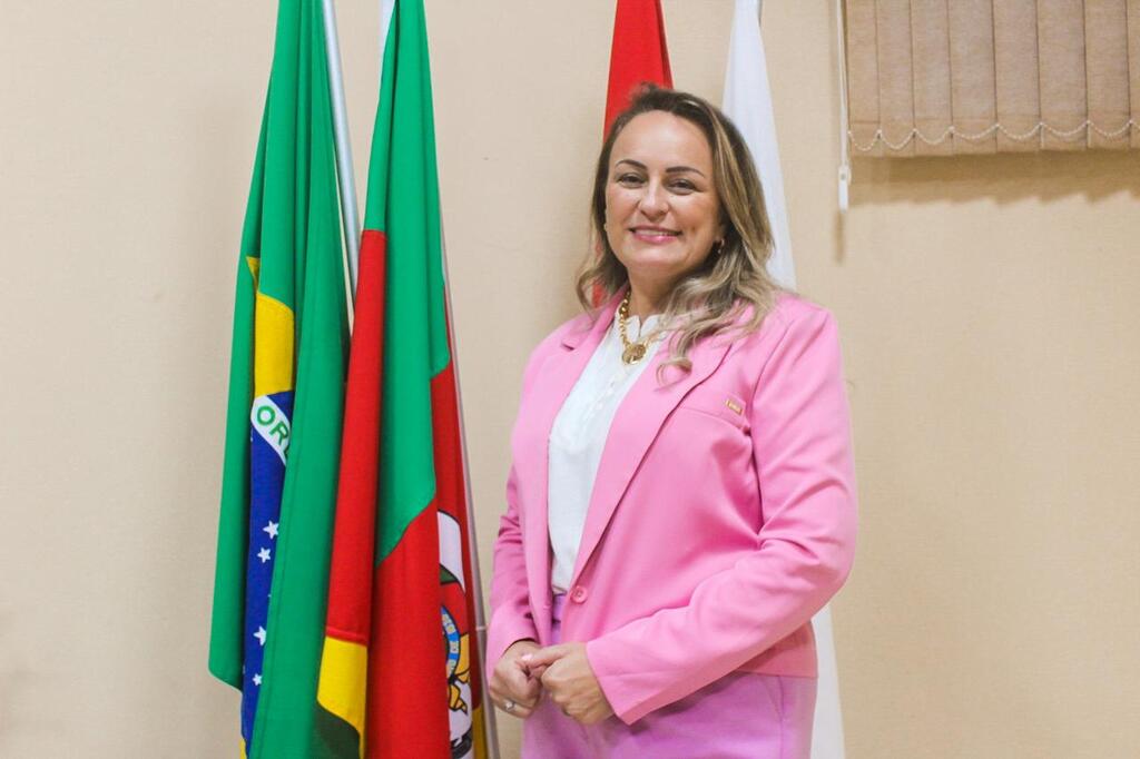 VEREADORA DANIELA BROCCA DESTINA EMENDAS AO ORÇAMENTO DE 2026 EM MAMPITUBA