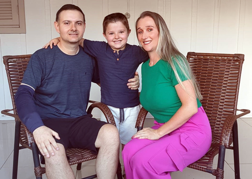 Searaense trava luta contra câncer raro