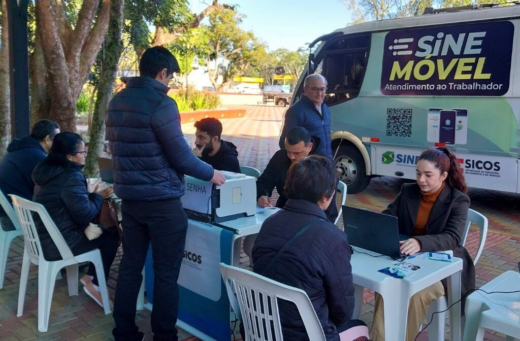 Sine SC realizou 150 mil encaminhamentos para vagas de emprego em 2025