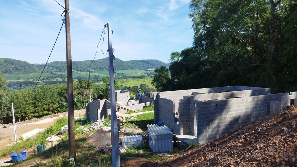 CASA CATARINA AVANÇA E JÁ TEM OBRAS EM DIFERENTES REGIÕES DE SANTA CATARINA