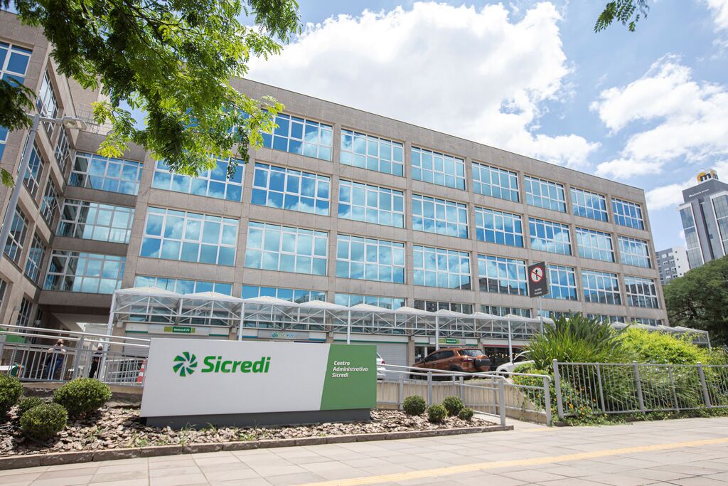 Sicredi remunera capital social de associados em R$ 1,7 bilhão em 2025