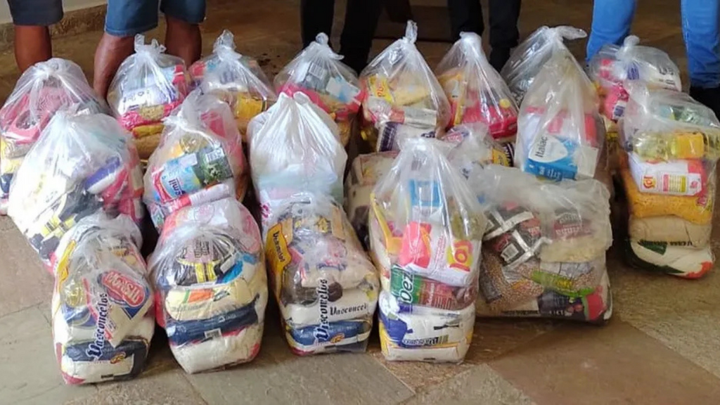 TCE/SC julga irregulares contas sobre distribuição de cestas básicas em Garopaba