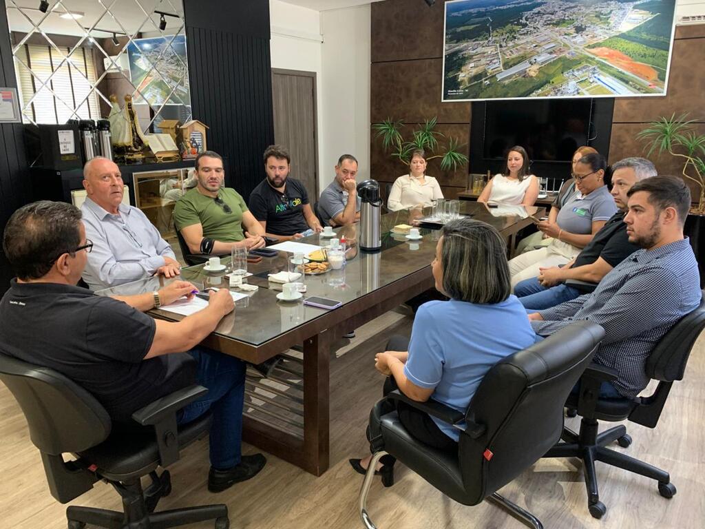 Deputado estadual Oscar Gutz oficializa destinação de R$ 350 mil em recursos para Otacílio Costa