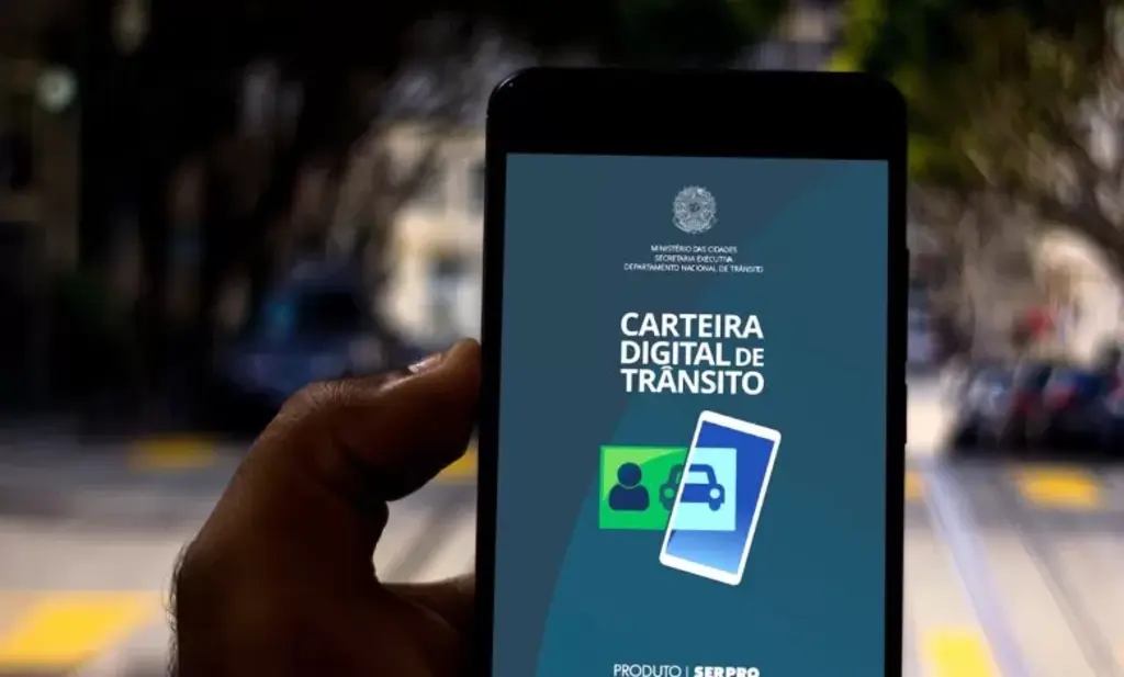 Renovação automática da CNH beneficia mais de 13 mil motoristas em SC e gera economia milionária