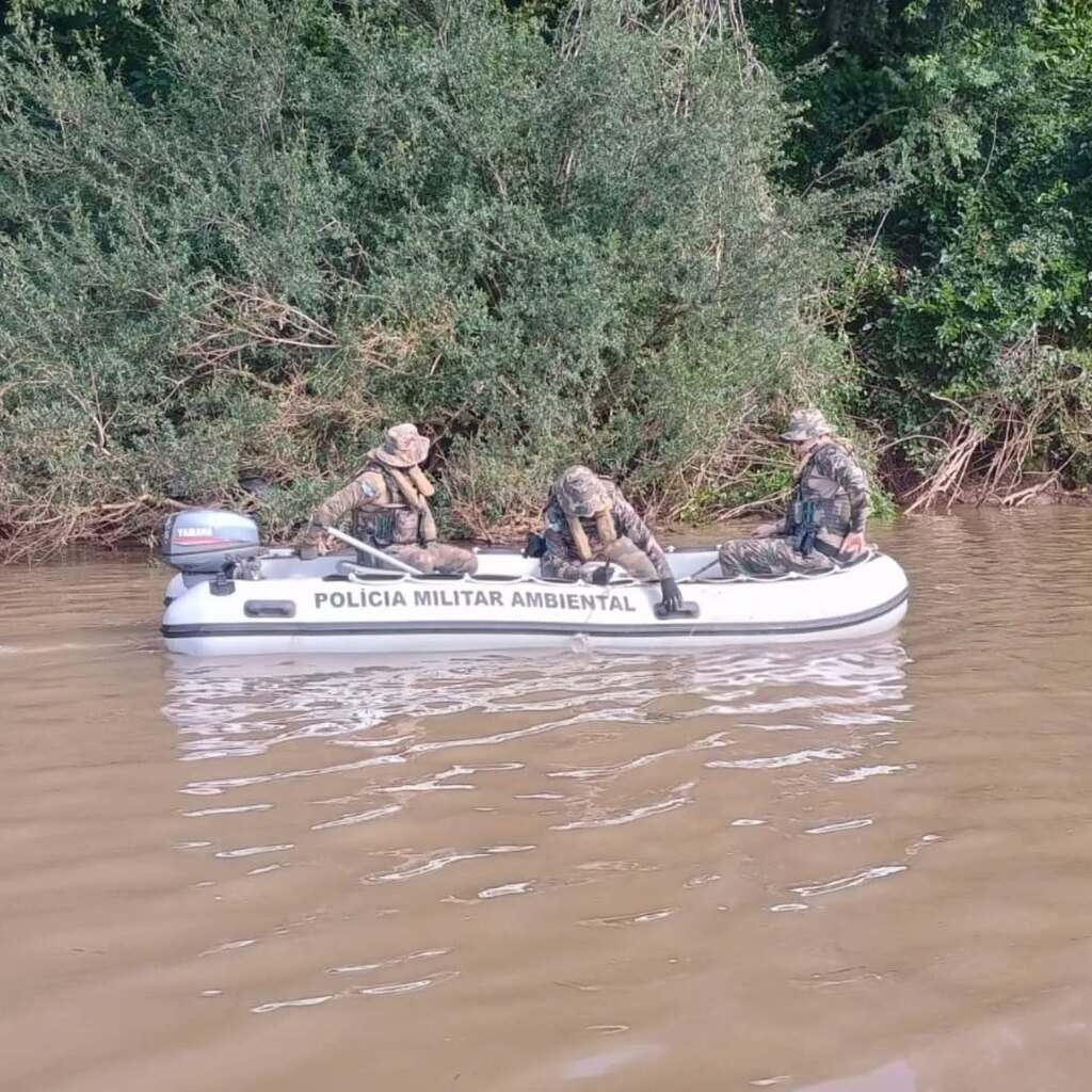 Fiscalização no Rio Uruguai resulta no recolhimento de redes de pesca irregulares