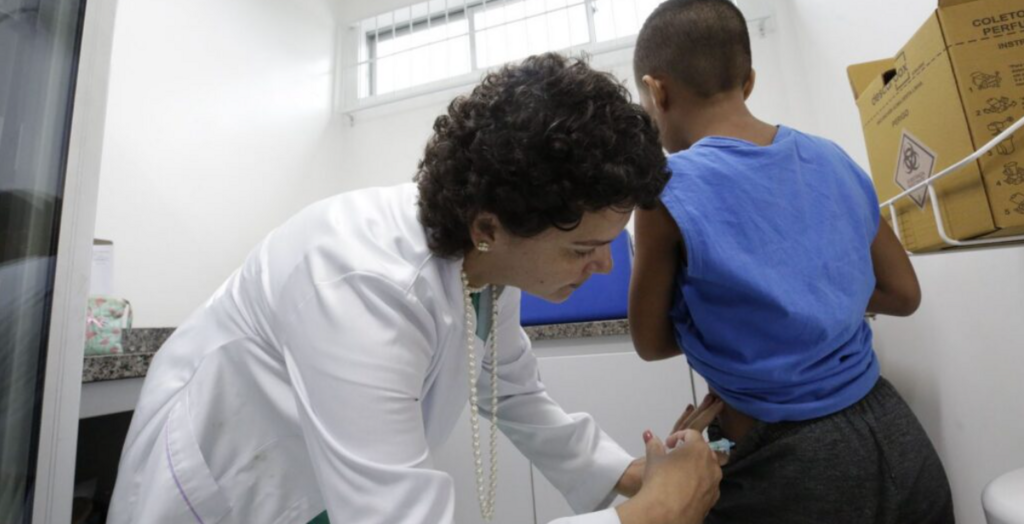 Joinville realiza vacinação neste fim de semana para atualizar calendário vacinal da população