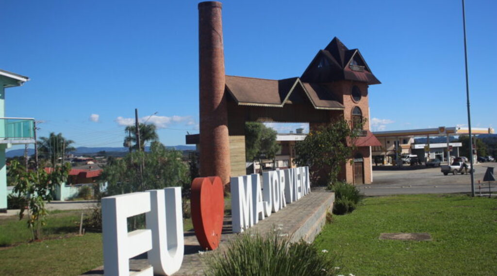 Major Vieira comemora 65 anos com festa e o 1º Major em Campo