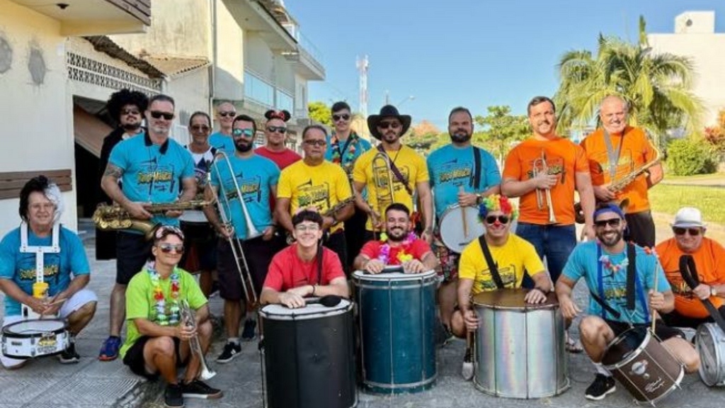 Happy Hour é no Ritmo da Banda Maluca!