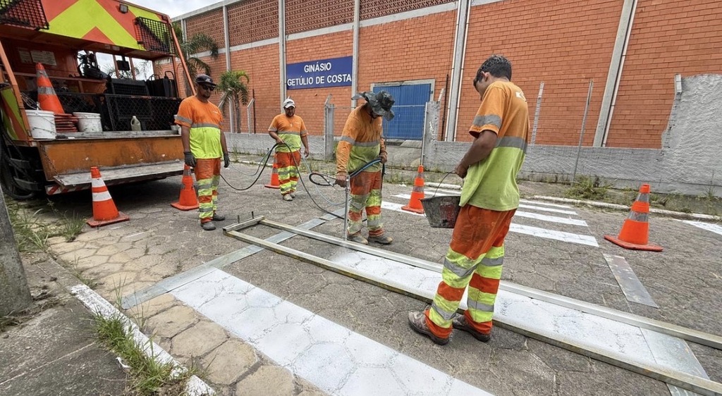 Demutran de Morro da Fumaça reforça sinalização viária para garantir segurança no retorno às aulas