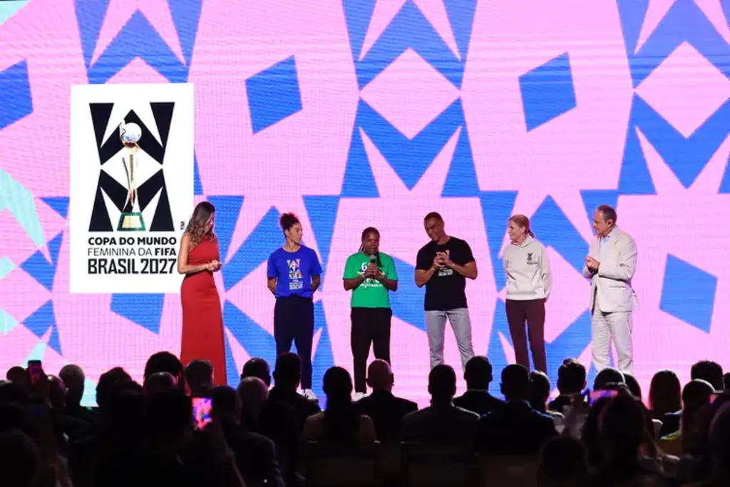 Fifa lança marca da Copa Feminina 2027 em evento no Rio de Janeiro