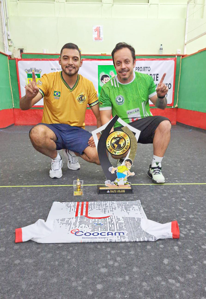 Colaboradores da Coocam se destacam no 6º Bolim de Ouro
