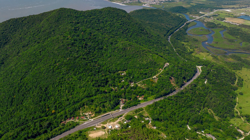 Governo federal confirma construção de túneis no Morro dos Cavalos, na BR-101